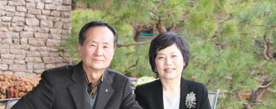 김항덕 회장(왼쪽)과 이혜원 이사장