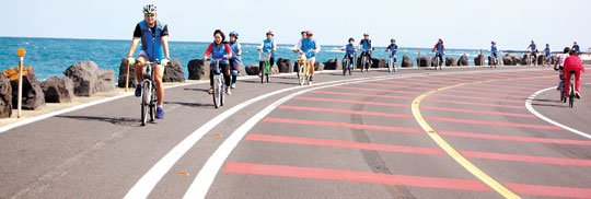 국민체육진흥공단이 2년째 진행하는 ‘스피돔 자전거 힐링 프로젝트’는 광명시 소재 초등학생 및 만성정신장애인(성인)을 대상으로 하는 자전거 교육 프로그램이다.