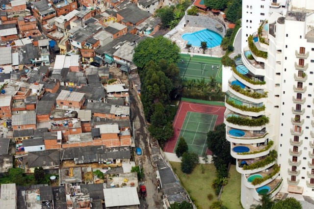옥스팜_사진 1. 브라질 불평등 사진