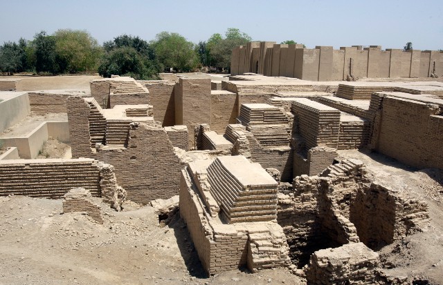 이라크 남부 지역에 있는 세계문화유산 바빌론 유적이 기후변화로 인한 침식 피해를 입고 있다. /조선DB