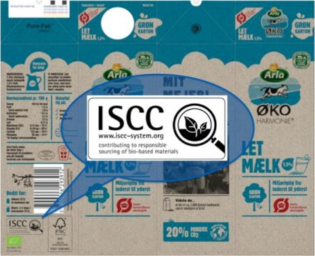 덴마크 유제품 업체 ‘알라푸드(Arla Foods)’의 우유 패키지에 국제 친환경 제품 인증인 ‘ISCC(International Sustainability & Carbon Certification) PLUS’ 마크가 새겨져 있다.