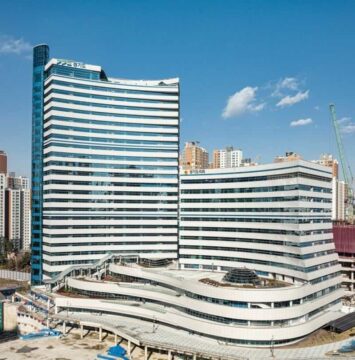 경기 수원에 있는 경기도청 광교신청사. /경기도청