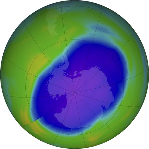지난해 10월 5일 남극 상공에서 촬영한 오존층 모습. 보라색이 구멍이다. /NASA