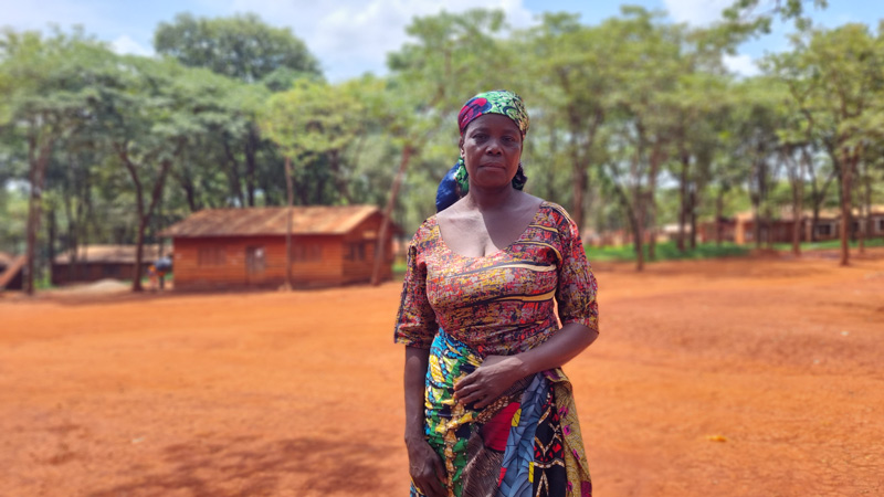 냐루구수 난민촌에서 만난 조세핀 에노시(49)씨는 "무장 반군의 습격을 받아 가족을 모두 잃었다"고 말했다. /탄자니아=김소희 해외통신원