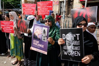 [사진설명] 지난 26일(현지 시각) 인도 북동부 마니푸르주에서 여성 성폭행 항의 집회가 열렸다. /EPA 연합뉴스