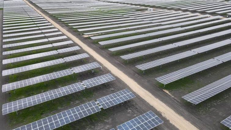 한화큐셀이 2021년 완공한 미국 텍사스주 168MW 규모 태양광 발전소. /한화큐셀